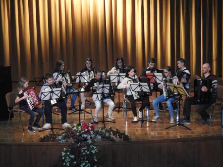 Letni nastop učencev Glasbene šole Slavka Osterca Ljutomer – dislocirani oddelek Razkrižje 28